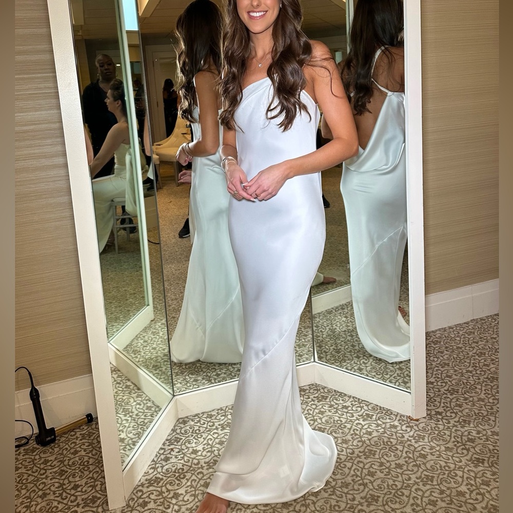 Norma Kamali white gown